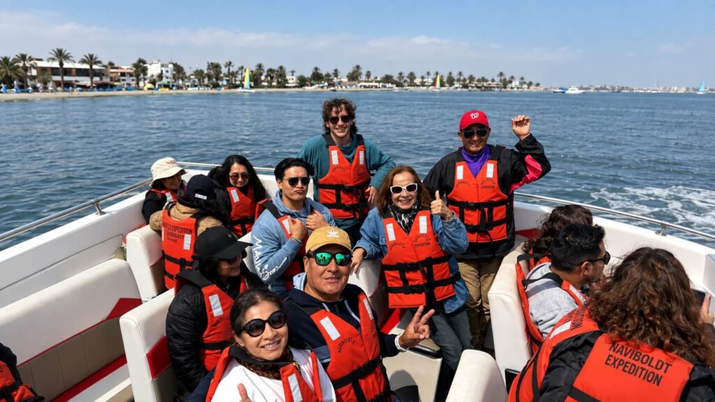 Tour de Dia Completo al Oasis de Huacachina + Islas Ballestas en Paracas